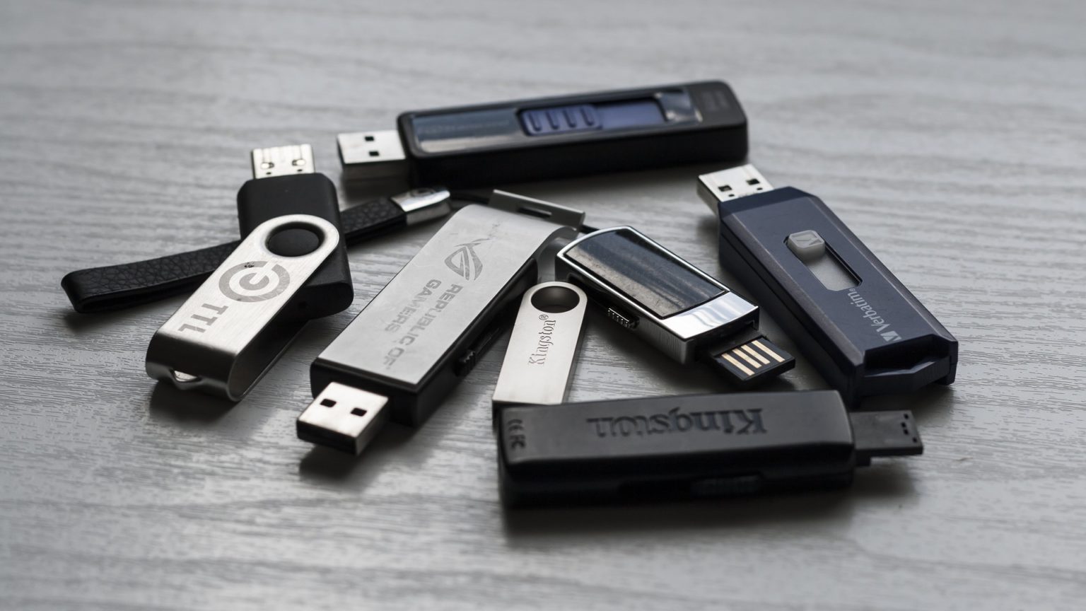 Sichere USB-Sticks – Tipps, worauf Unternehmen achten müssen