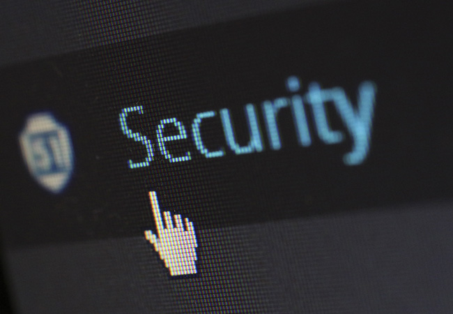 Schriftzug IT-Security im Browser. Bild: Pexels/Pixabay