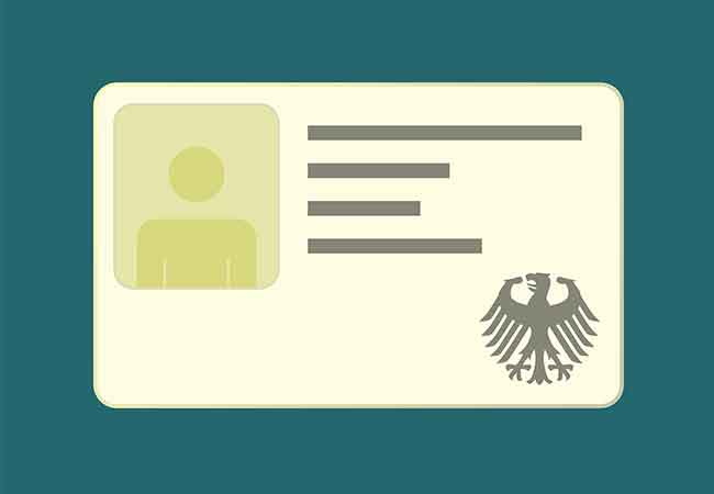 Das Bild zeigt eine Grafik des deutschen Personalausweis, der mit der eID-Funktion auch die digitale Identität nachweisen kann. Bild: Pixabay/janjf93
